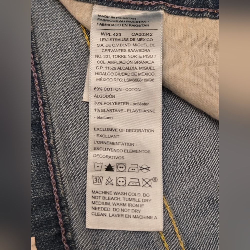 Levi Straus Signature Gold Mid Rise‎ Women Capris Size 2 W26 - Picture 8 of 14